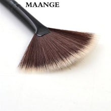 Pro Women Lady Large Fan Shape Soft Blush Face Powder Foundation Cosmetic Brushes Makeup Professional Blush Tools ILML