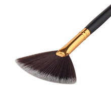 Fan Brush MAANGE Professional makeup brushes Powder Foundation cleaner Eyeshadow maquillage makeup brushes cosmetics ILML