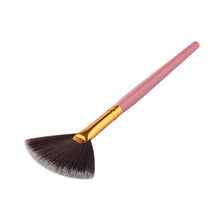 Fan Brush MAANGE Professional makeup brushes Powder Foundation cleaner Eyeshadow maquillage makeup brushes cosmetics ILML