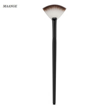 MAANGE Professional Fan makeup brushes Eyeshadow Powder Foundation Concealer make up brushes Tools aquillage cosmetics ILML