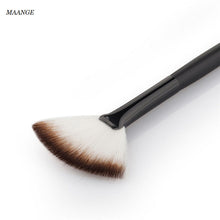 MAANGE Professional Fan makeup brushes Eyeshadow Powder Foundation Concealer make up brushes Tools aquillage cosmetics ILML