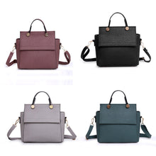 Famous Women Messenger Bags Rivet Leather Shoulder Bag Rivet Crossbody Hbag big Tote Women's Bolsas ILML