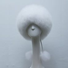 est Women's Raccoon Fur Hat Leather  Fur Hats Lady Warm Charm Beanies Caps Headgear Fox Fur Ball ILML