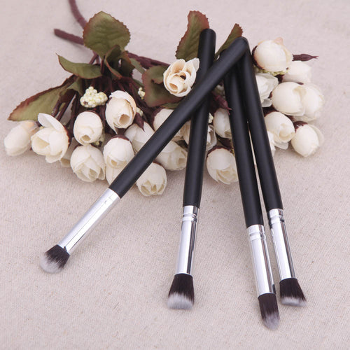 4 pcs Makeup Brushes Professional Makeup Hair Brush Eyeshadow Powder Foundation Blending Brush Make Up Paint Brushes ILML