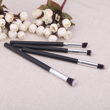 4 pcs Makeup Brushes Professional Makeup Hair Brush Eyeshadow Powder Foundation Blending Brush Make Up Paint Brushes ILML