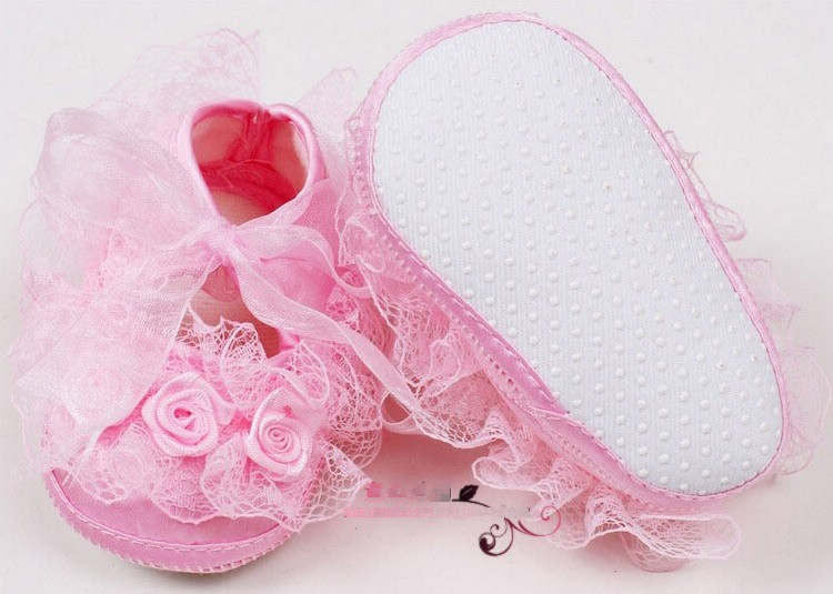 Baby Girls First Walkers Pink Flowers Lace born Baby Shoes Soft Sole 2 Colors  ILML