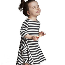 Baby  Mom Family Matching Outfits Dress Women Kids Pajamas Stripe Three Quater Sleeve Mother and Child Clothing ILML