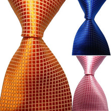 Casual Slim Men Ties Small Plaid Skinny Neck Party Wedding Tie Silk Necktie ILML