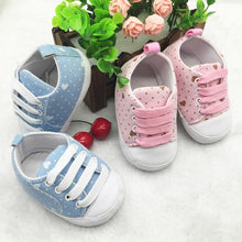 Cute Love Polka Dot Print Crib Shoes Boys Girls Laces Up Anti-Slip Sneaker ILML