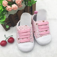 Cute Love Polka Dot Print Crib Shoes Boys Girls Laces Up Anti-Slip Sneaker ILML