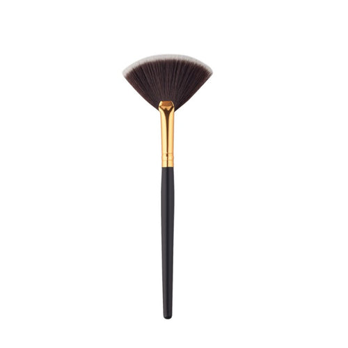 Fan Shaped Makeup Brush Blending Highlighter Contour Face Powder Brushes Pincel Maquiagem  ILML