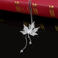 Jewelry Maple Leaf Long Beaded Chain Necklaces Pendant Necklace Women Office Lady Imitation Pearl Jewelry Gifts ILML