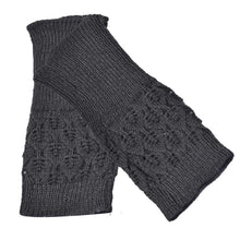 Forward Half Finger Hollow Out Leaves Warm Free Size Wrist Gloves Mittens  ILML