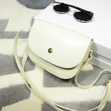 Forward Retro Women Messenger Bags Chain Leather Shoulder Bag Crossbody  ILML