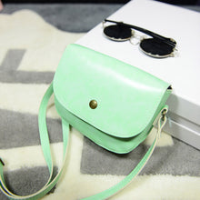 Forward Retro Women Messenger Bags Chain Leather Shoulder Bag Crossbody  ILML