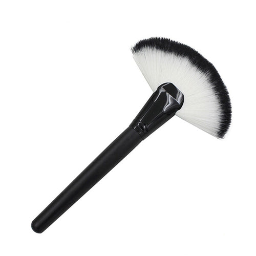 Sold Makeup brushes Large Fan Goat Hair Blush Face Powder Foundation Concealer Cosmetic Brush  ILML