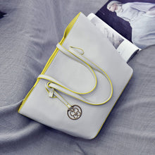 Simple Casual Women Shoulder Bags Butterfly Pendant PU Leather Large Tote Bags Ladies Hbag Large Capacity sac femme ILML