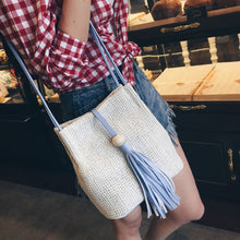 The Fringed Shoulder Bag Casual women bag Woven Straw Tassel Hbag Messenger Bags Travel beach bags ILML