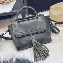 Women bag Leather Tassel crossbody Hbag Shoulder Bag Large Tote Ladies Purse famouswomen messenger bags ILML