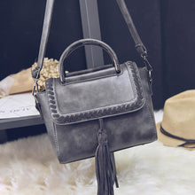 Women bag Leather Tassel crossbody Hbag Shoulder Bag Large Tote Ladies Purse famouswomen messenger bags ILML