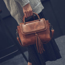 Women bag Leather Tassel crossbody Hbag Shoulder Bag Large Tote Ladies Purse famouswomen messenger bags ILML